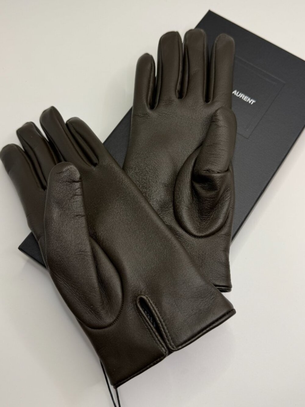 NWT YSL GLOVES GREEN SIZE 7 SMALL LEATHER CASSANDRA - Picture 5 of 6